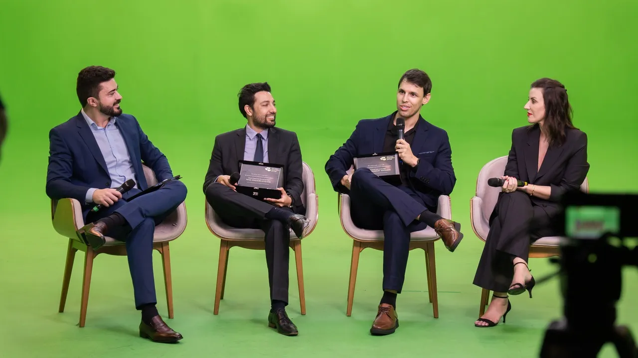 LAW SUMMIT 2025 - Foto 3